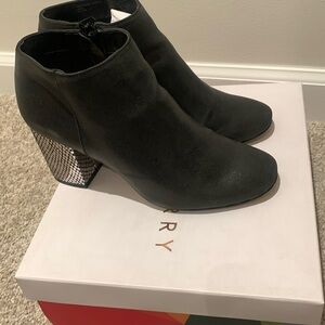 Katy Perry Women's Bootie Ankle Boot 8